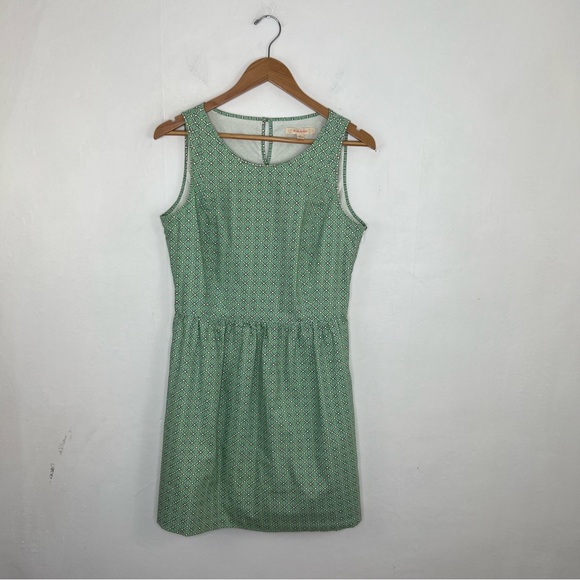 Brooks Brothers Dresses & Skirts - Brooks Brothers Green Yellow White Geometric Print Dress